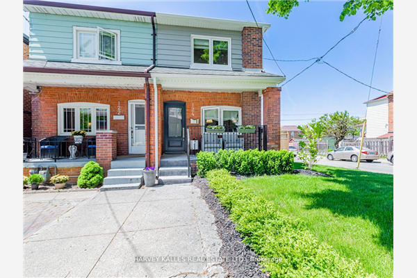 124 Gilbert Ave, Toronto