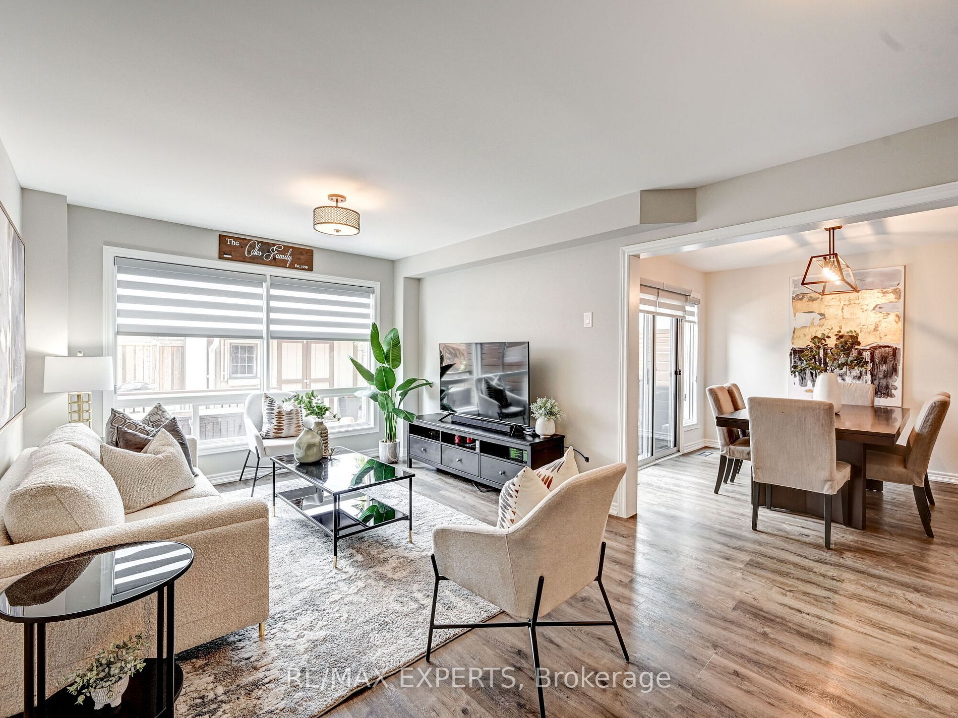 77 Emily Carr Crescent