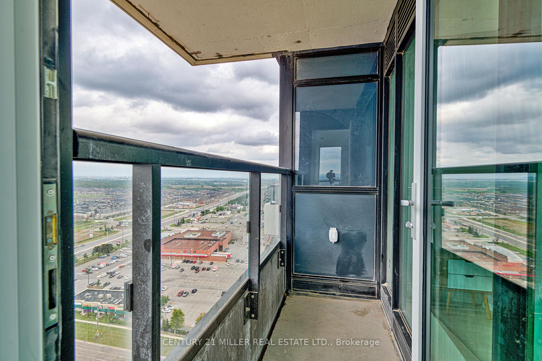 297 Oak Walk Dr, #2204