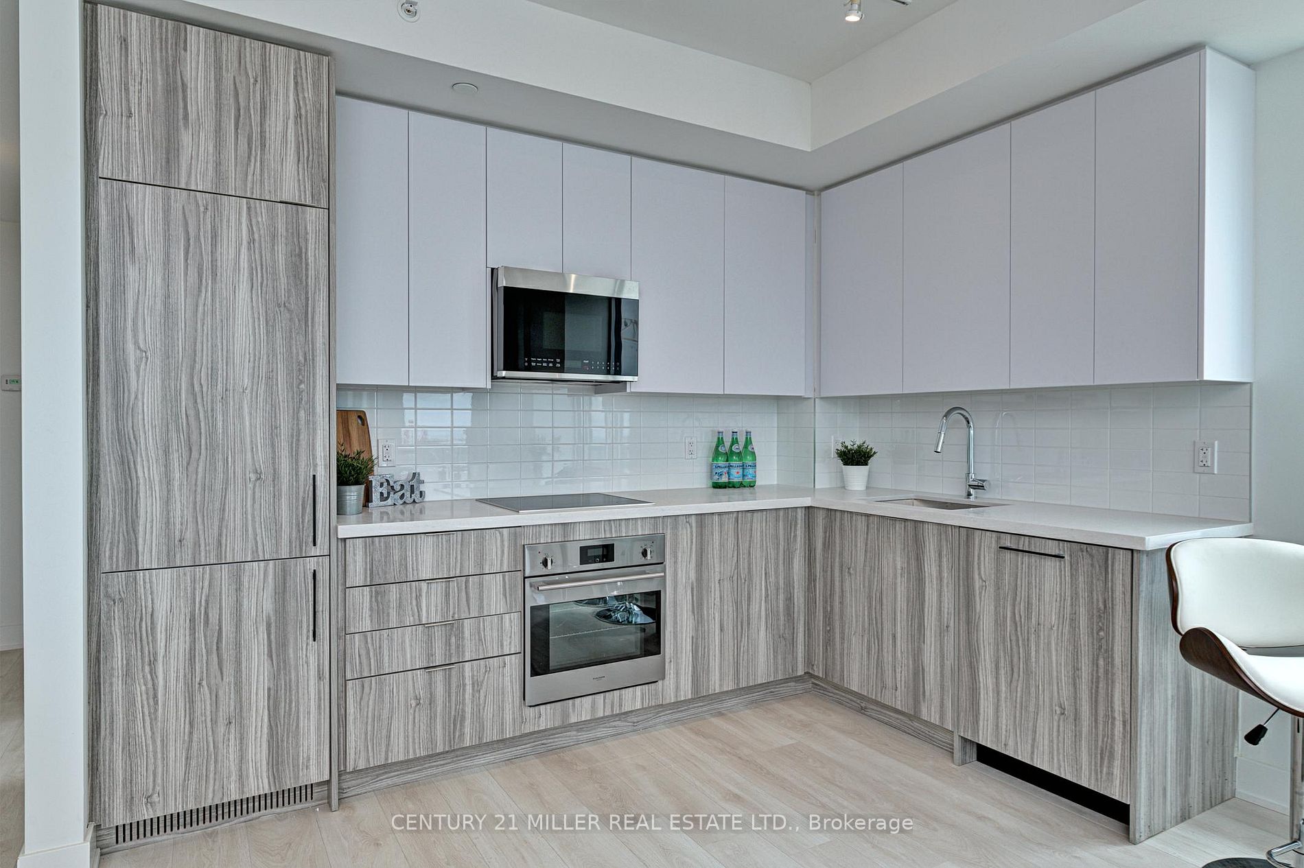 297 Oak Walk Dr, #2204