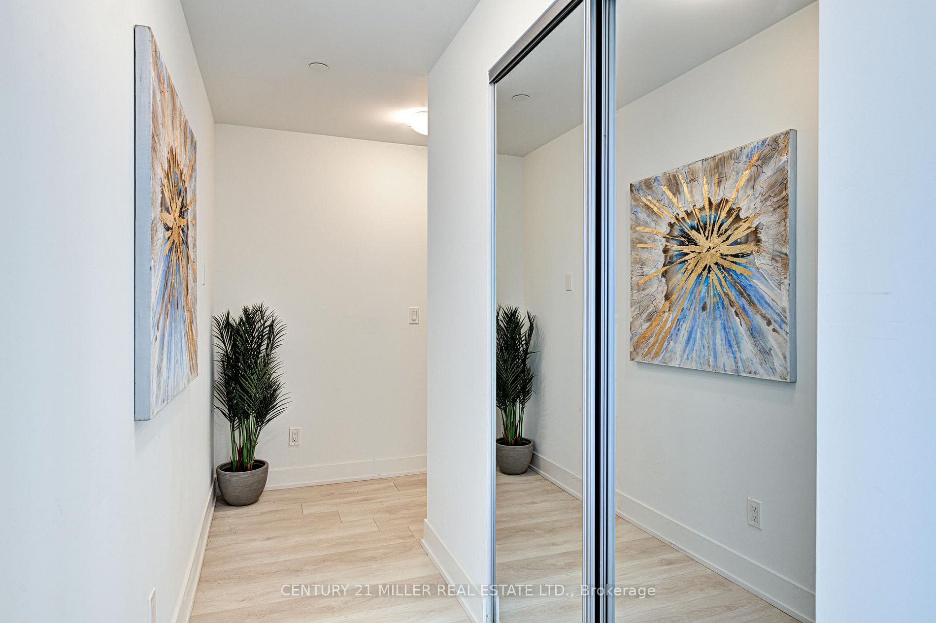 297 Oak Walk Dr, #2204