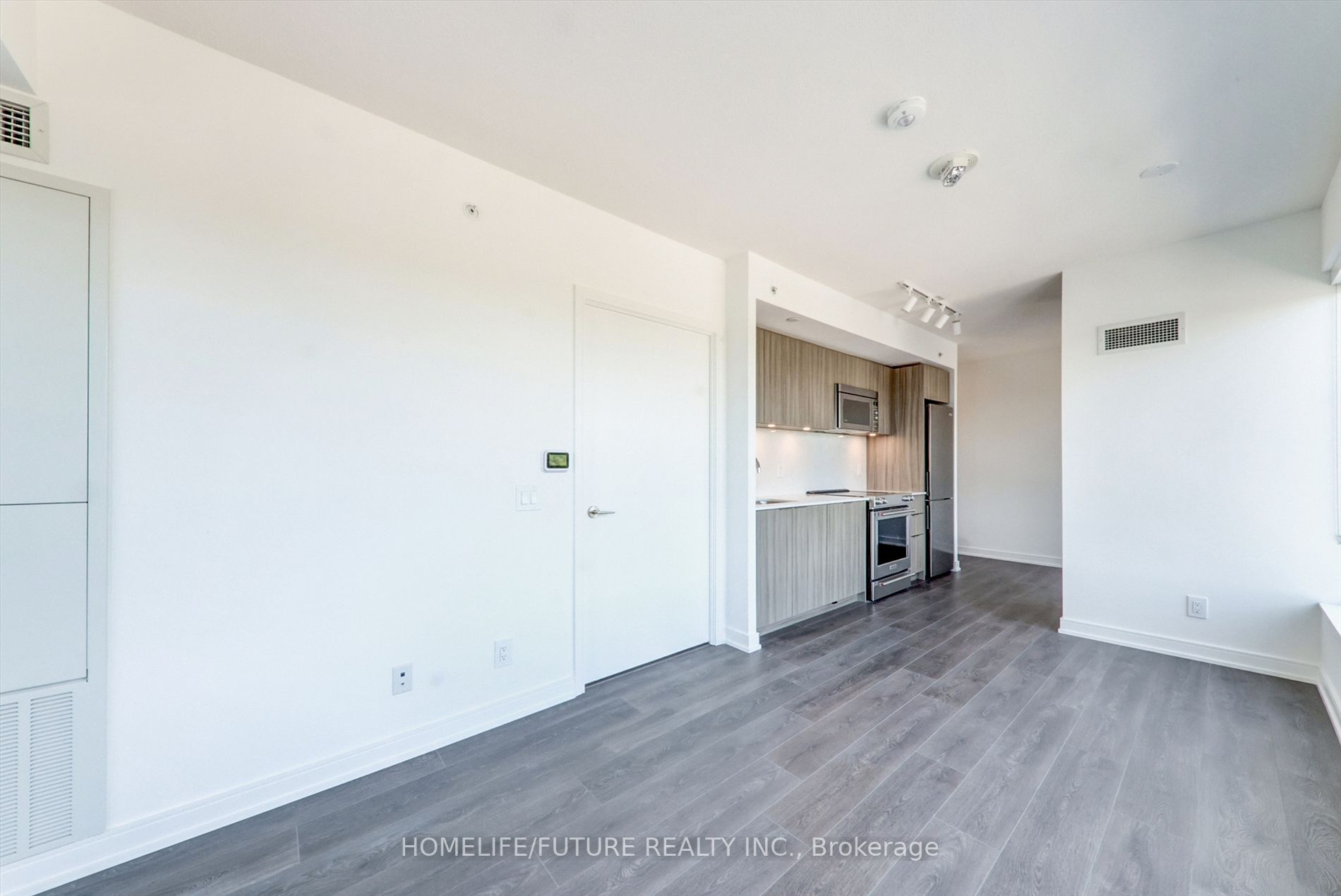 30 Samuel Wood Way, #904