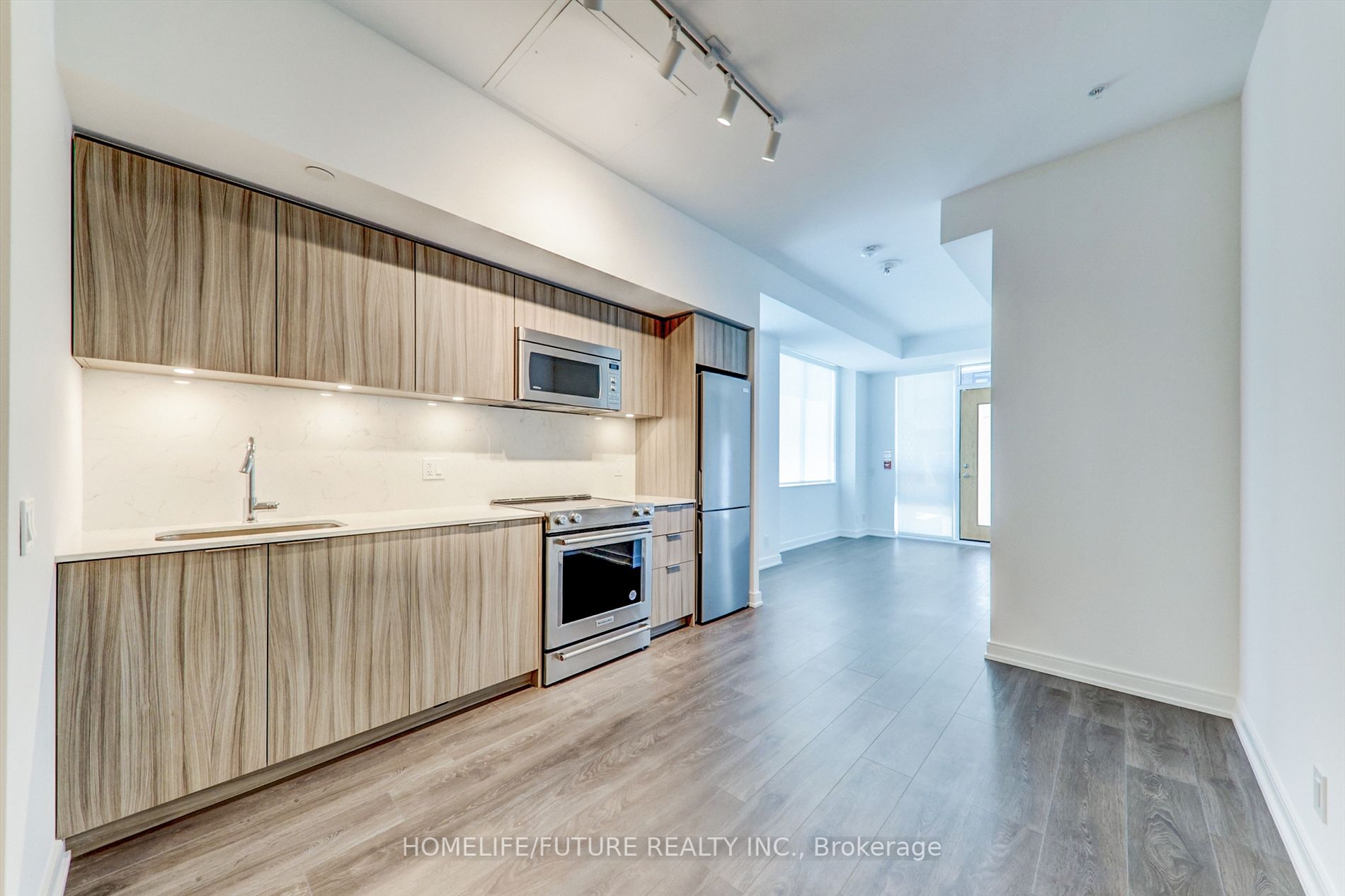 30 Samuel Wood Way, #904
