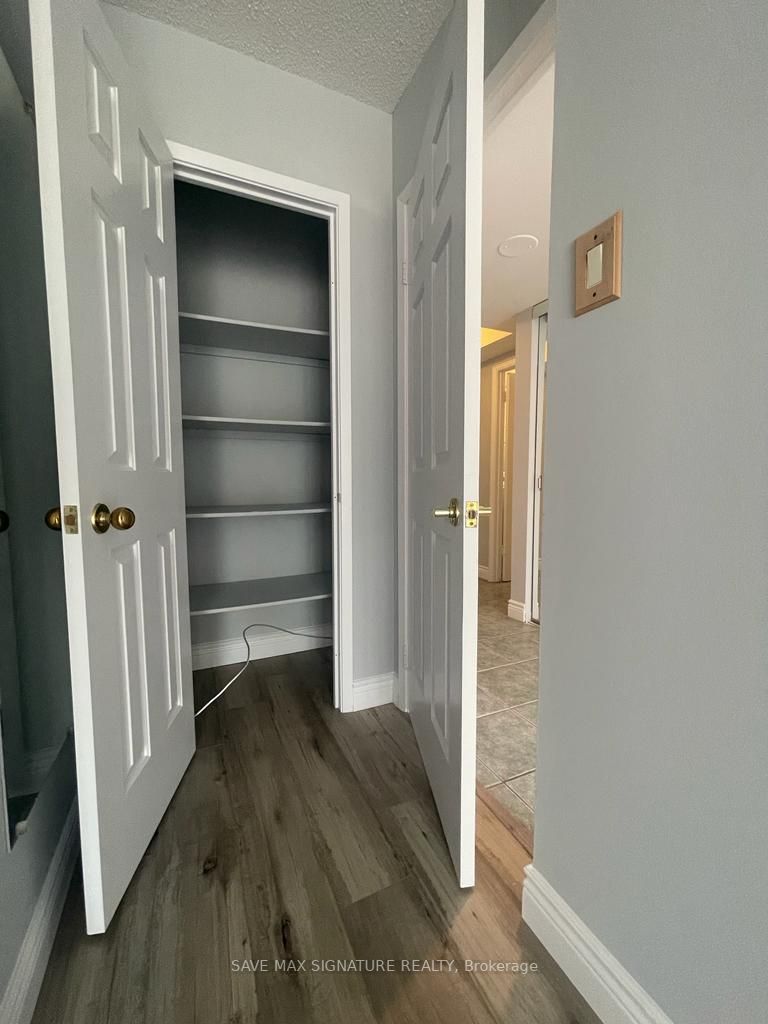 310 Mill St, #206