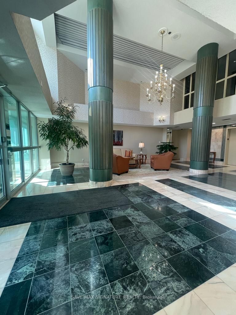 310 Mill St, #206