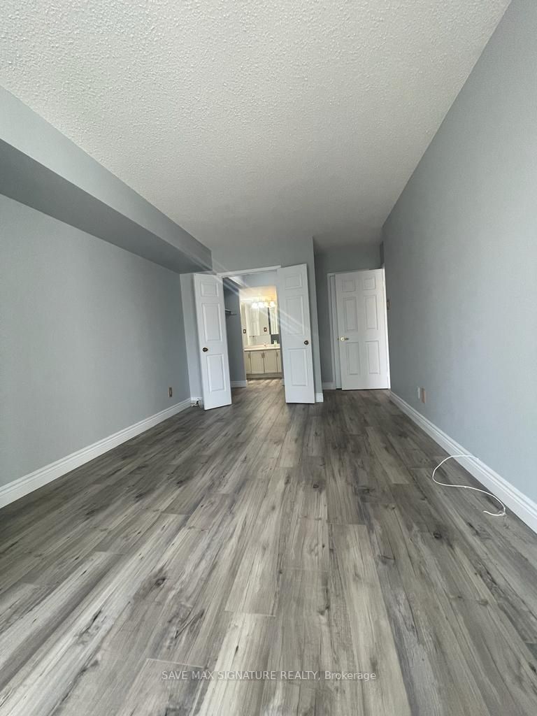 310 Mill St, #206