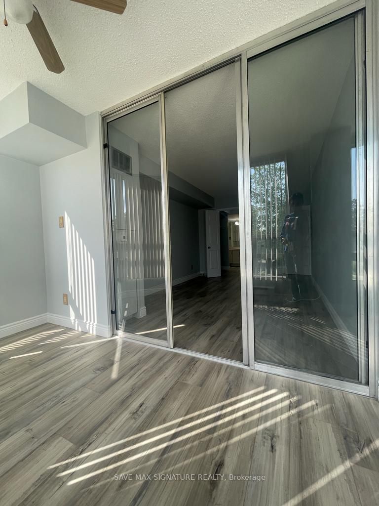 310 Mill St, #206