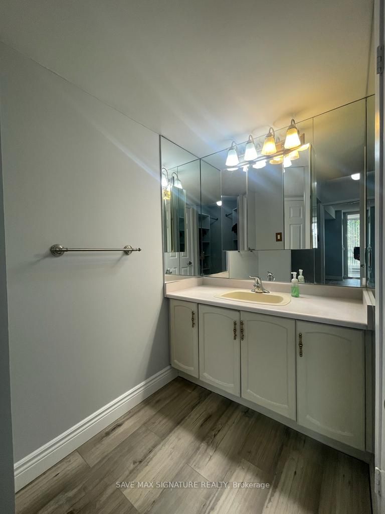 310 Mill St, #206