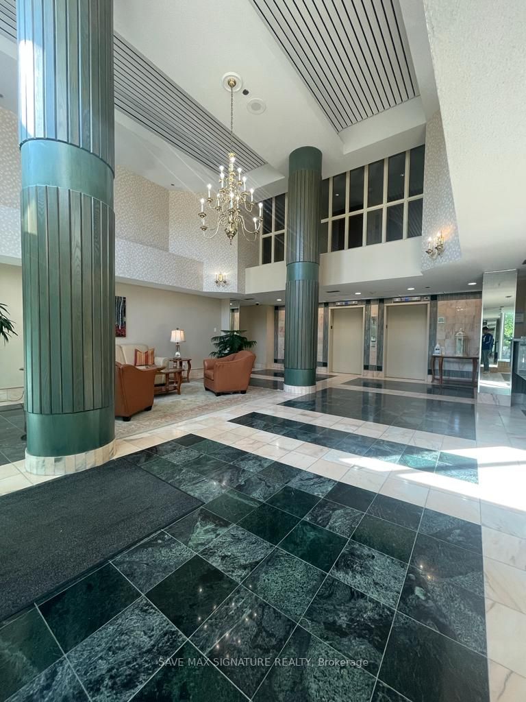 310 Mill St, #206