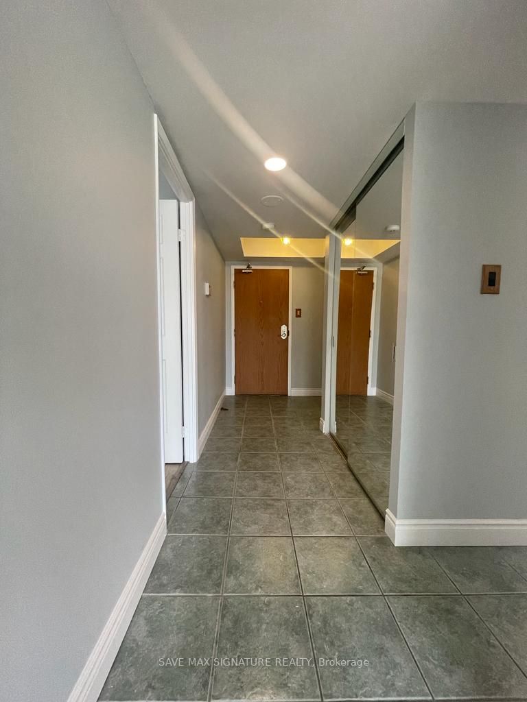 310 Mill St, #206