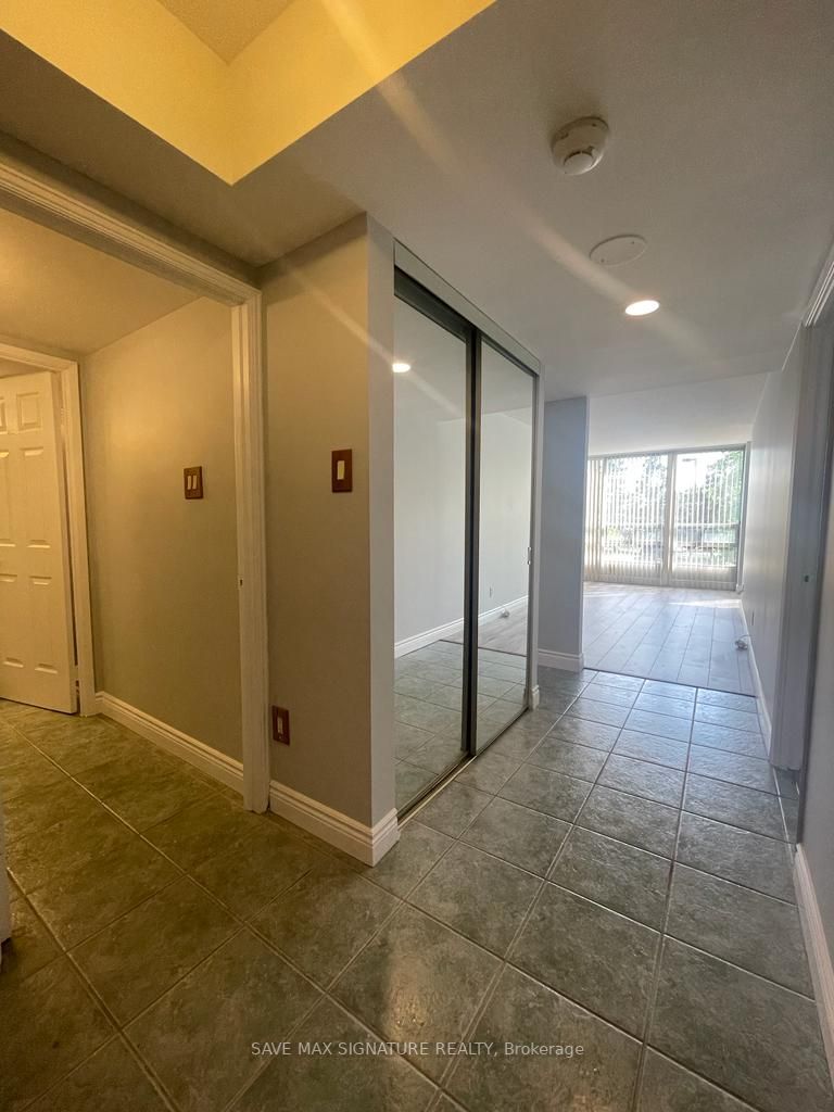 310 Mill St, #206