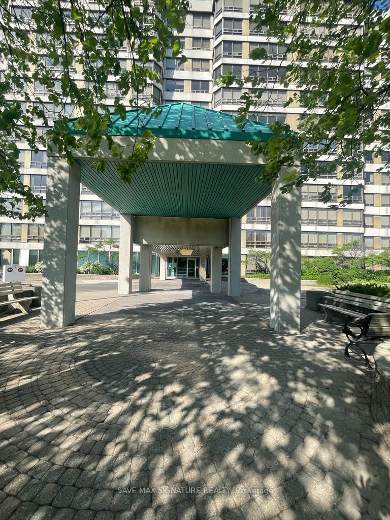 310 Mill St, #206