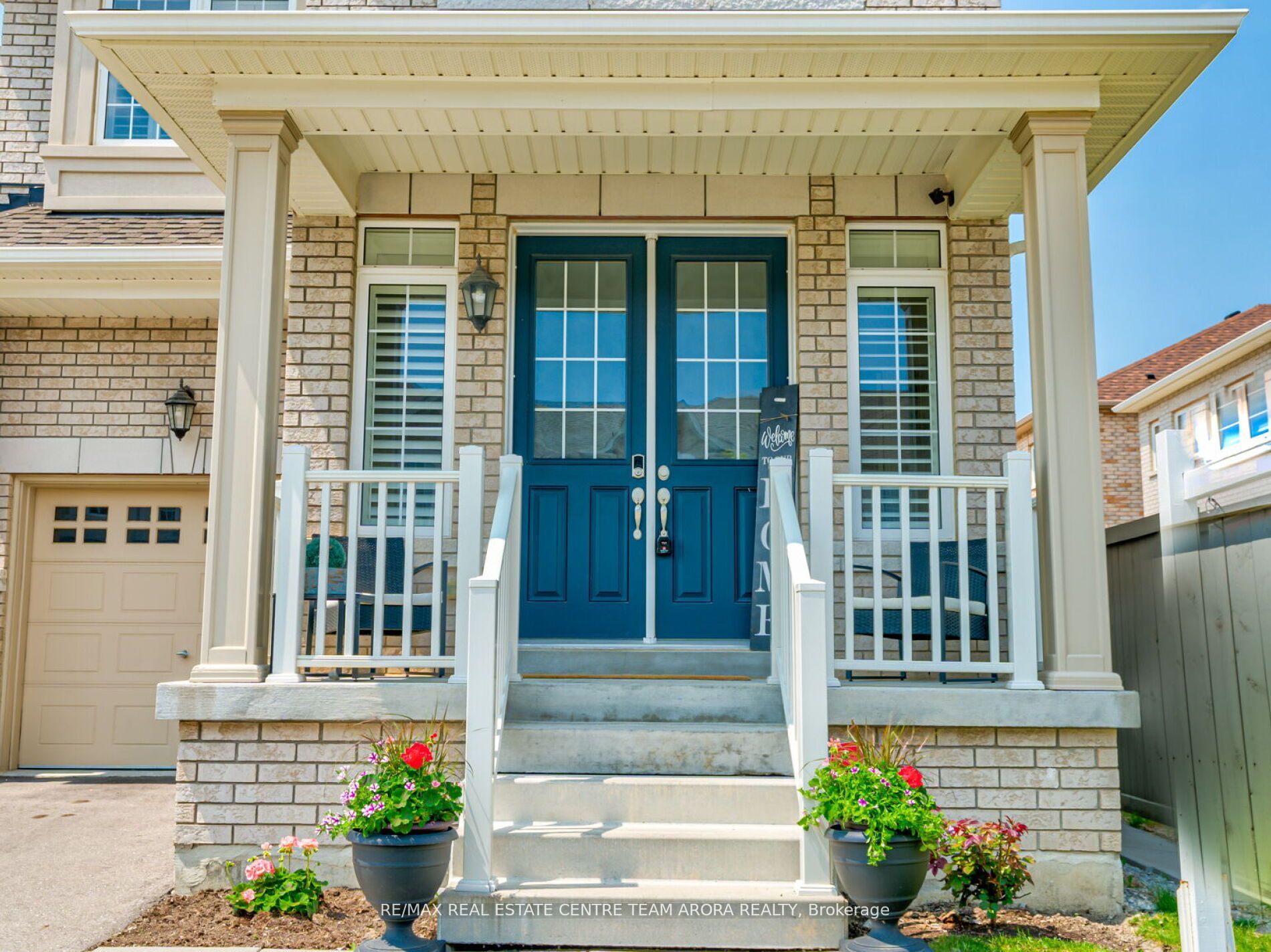 48 Hogan Manor Dr