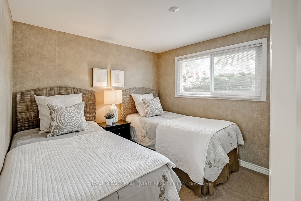 129 Sparling Crt