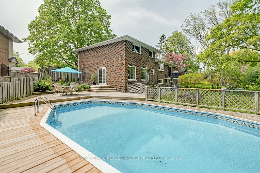 129 Sparling Crt