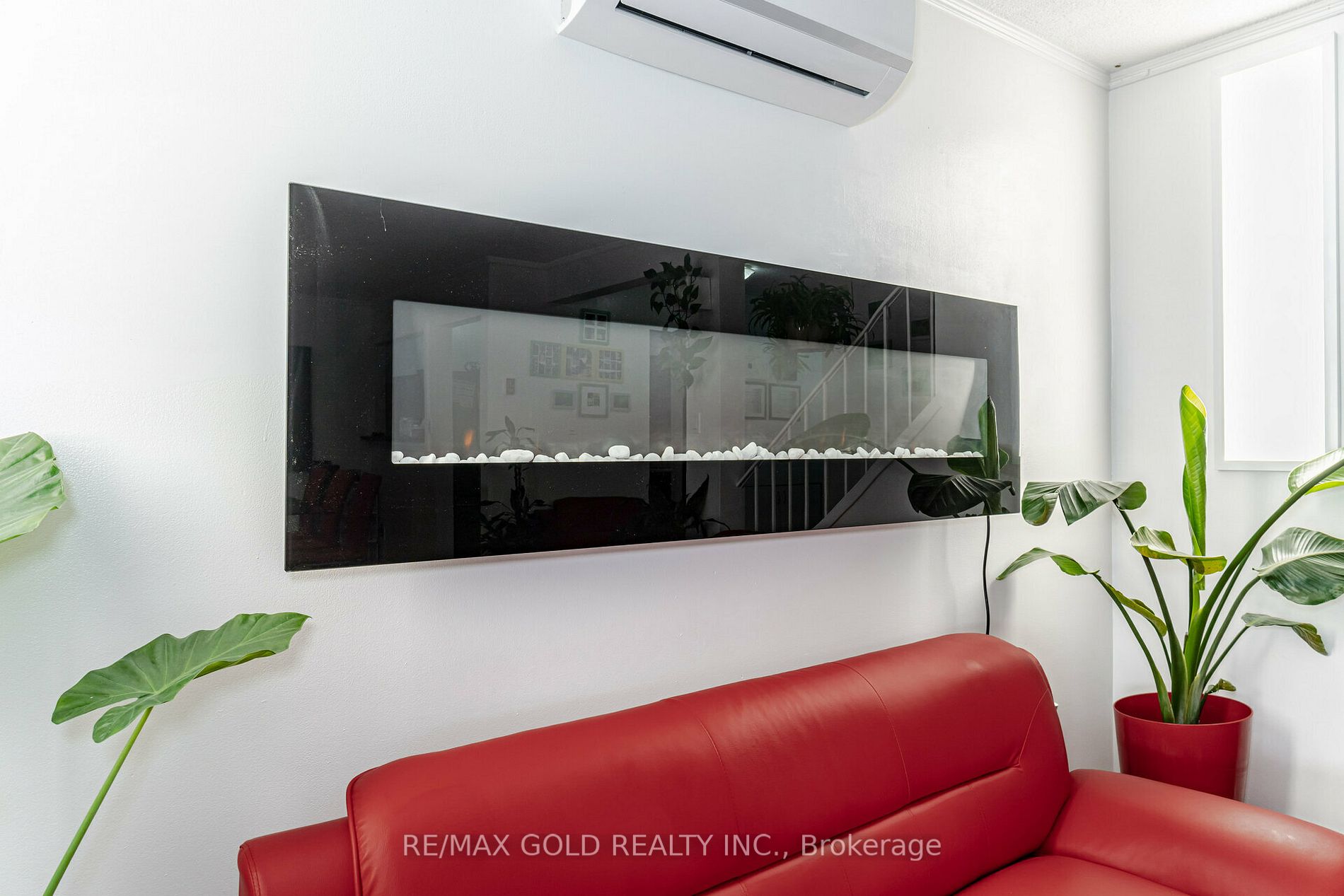 18 Gold Finch Crt