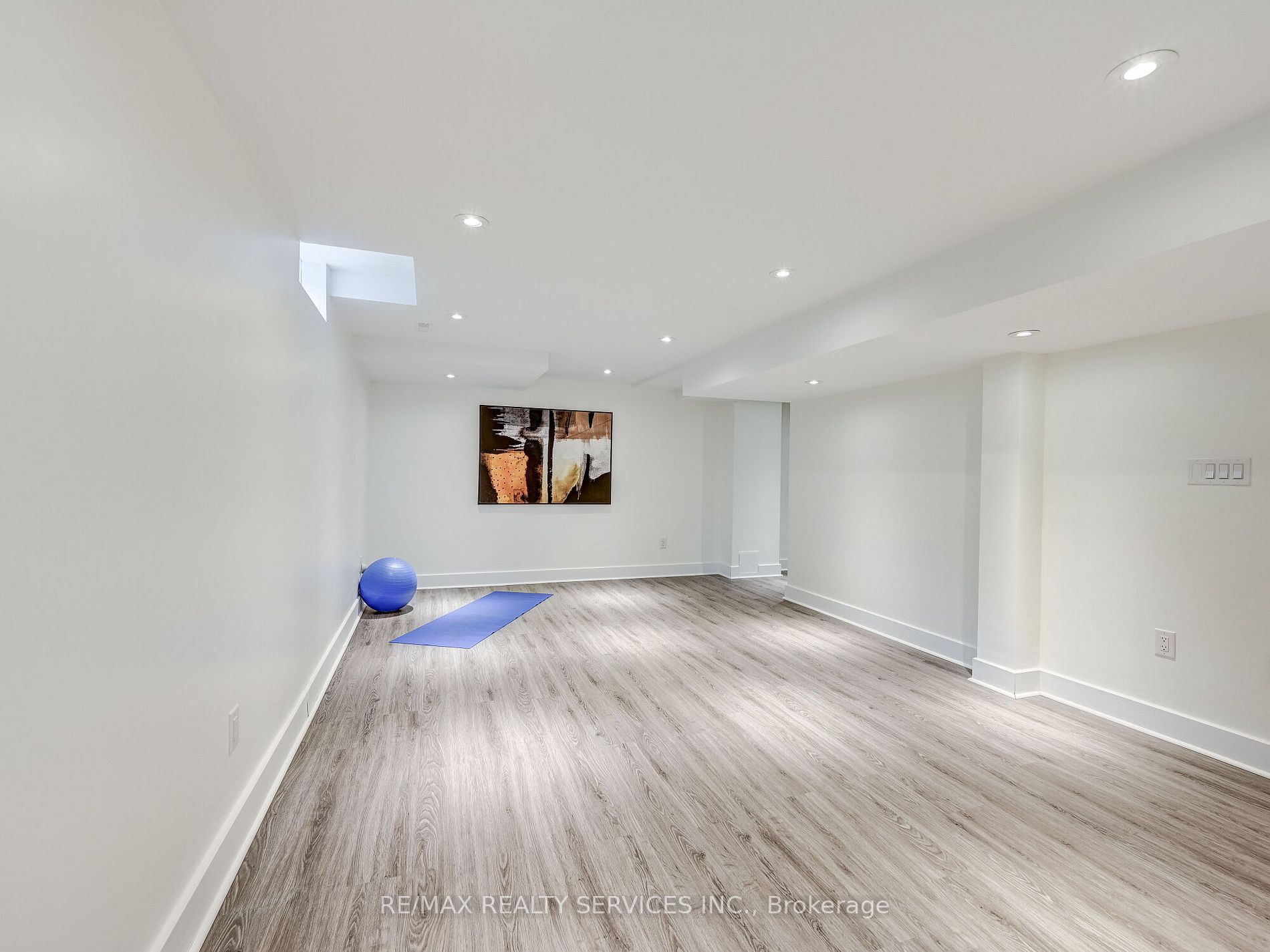 44 Sapphire Cres