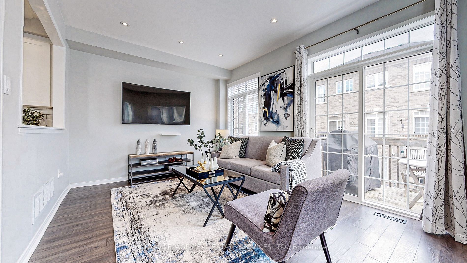 10 Promenade Tr