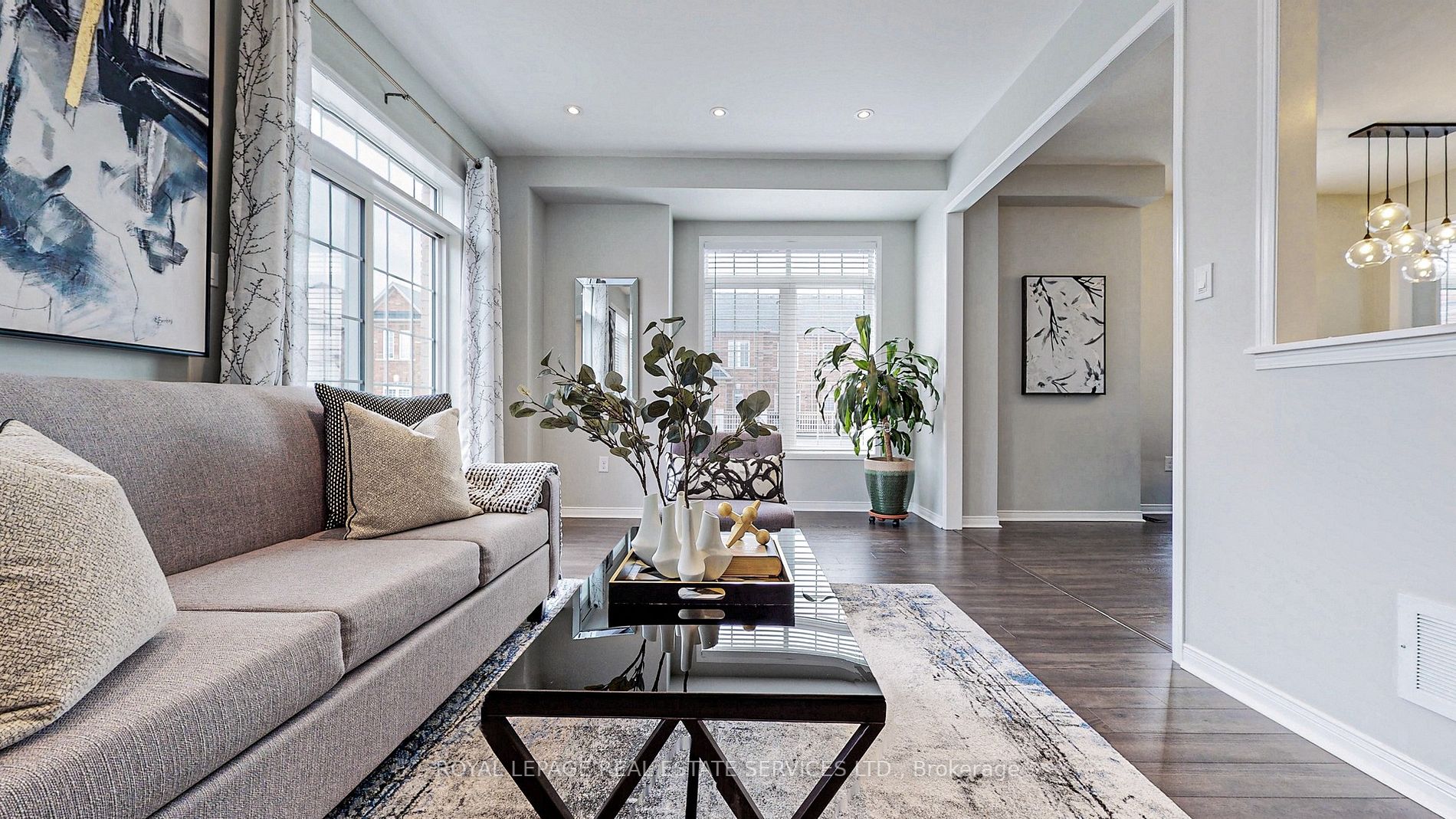 10 Promenade Tr