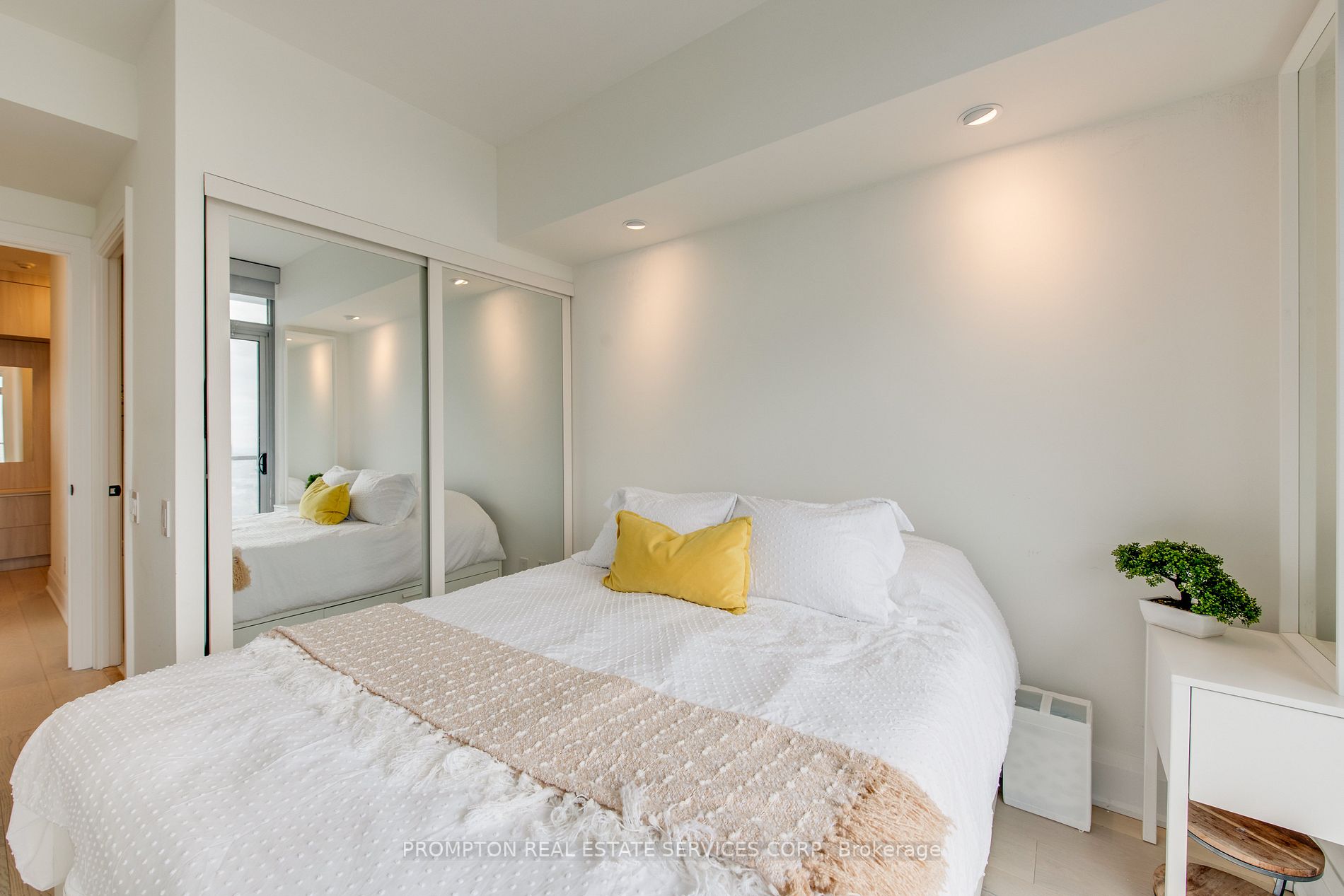 105 The Queensway, #3010