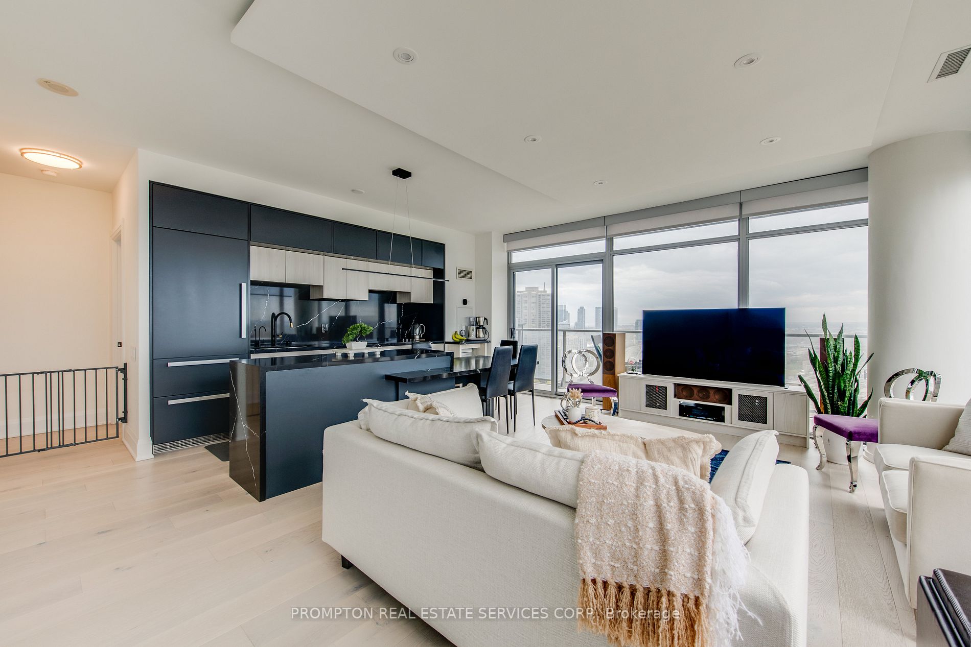 105 The Queensway, #3010