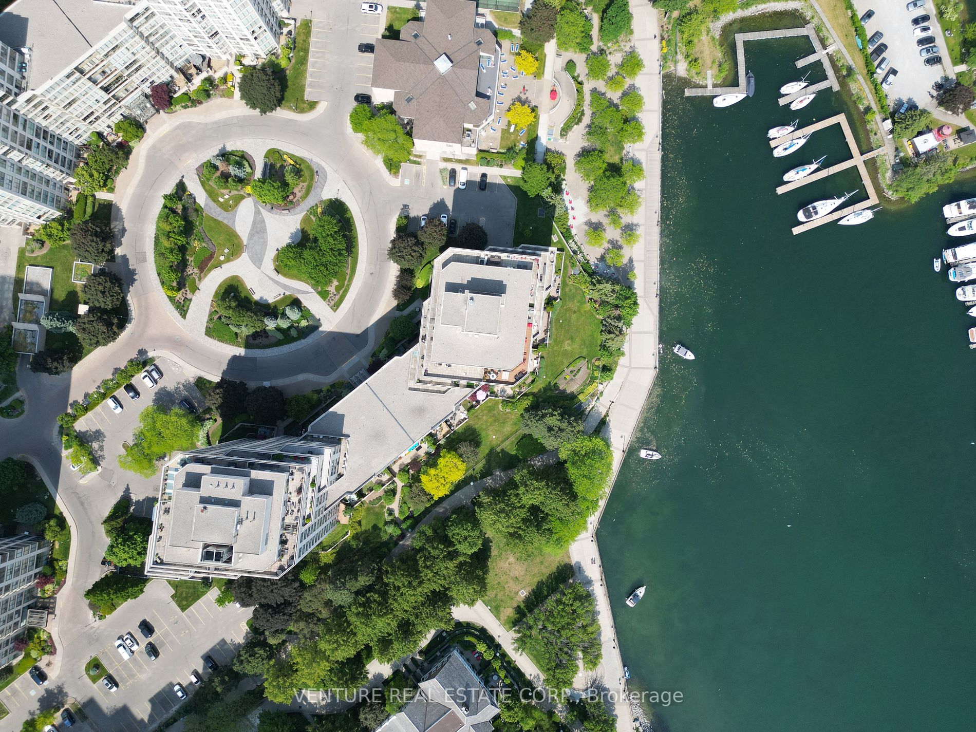 2267 Lakeshore Blvd W, #323