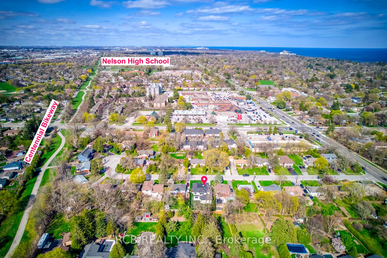 484 Rothesay Pl