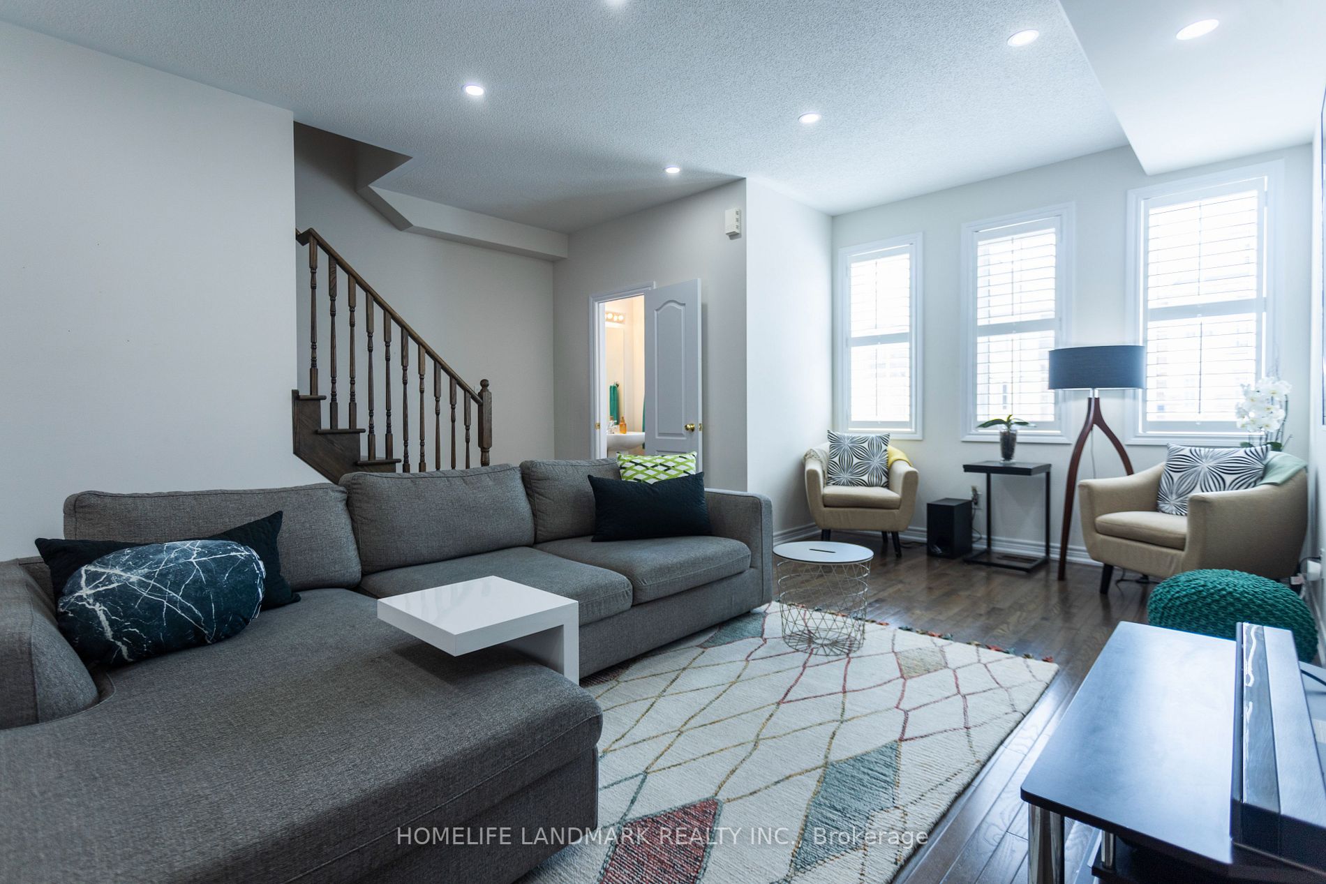 73 New Pines Tr