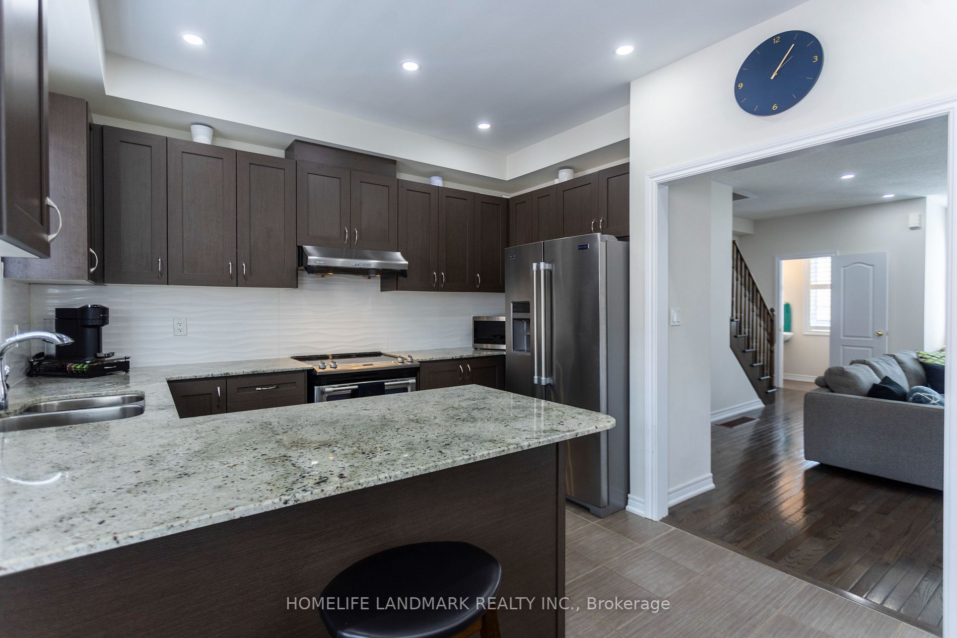 73 New Pines Tr