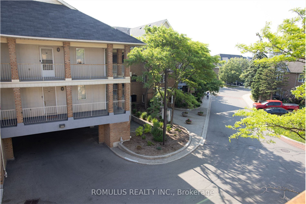 109 Bristol Rd E, Mississauga