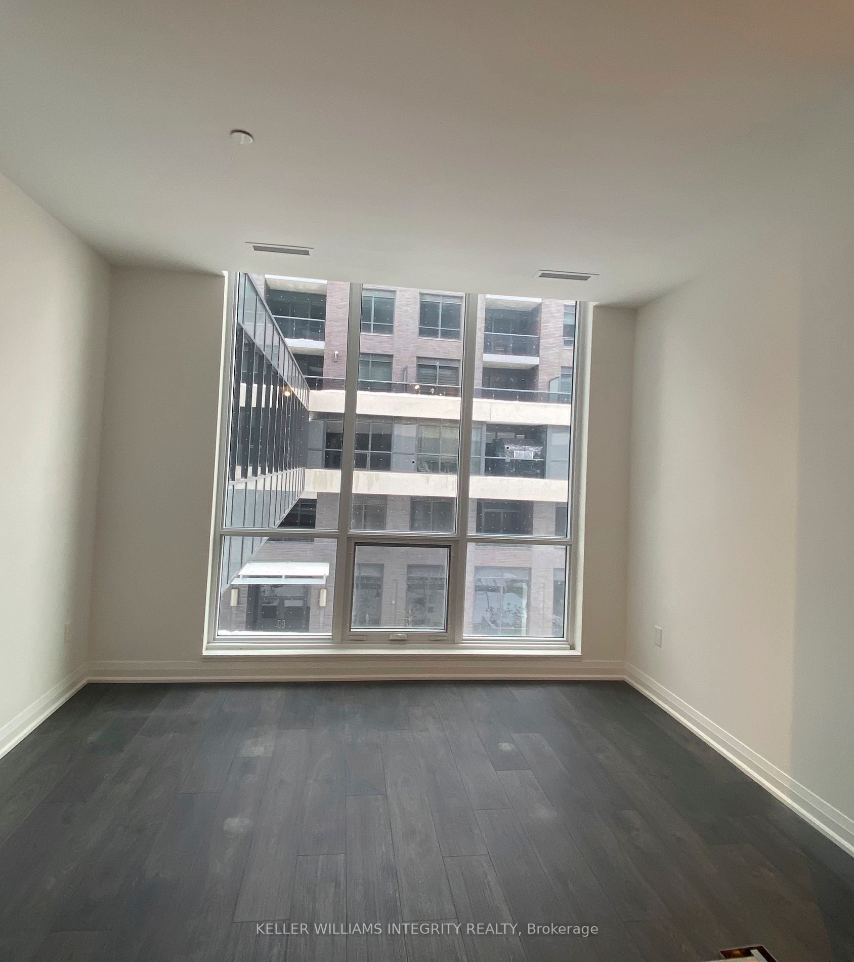 Listing W6116780 - Large Photo # 3