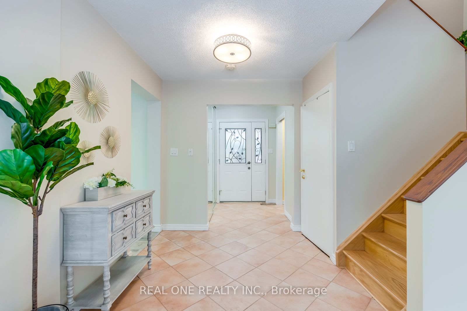 Listing W6117600 - Large Photo # 7