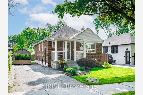 169 Alderbrae Ave, Toronto