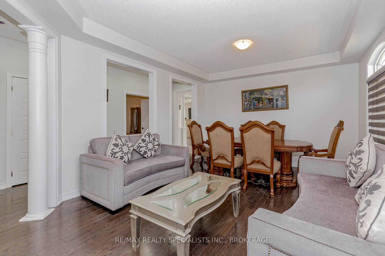 2 Kenora St