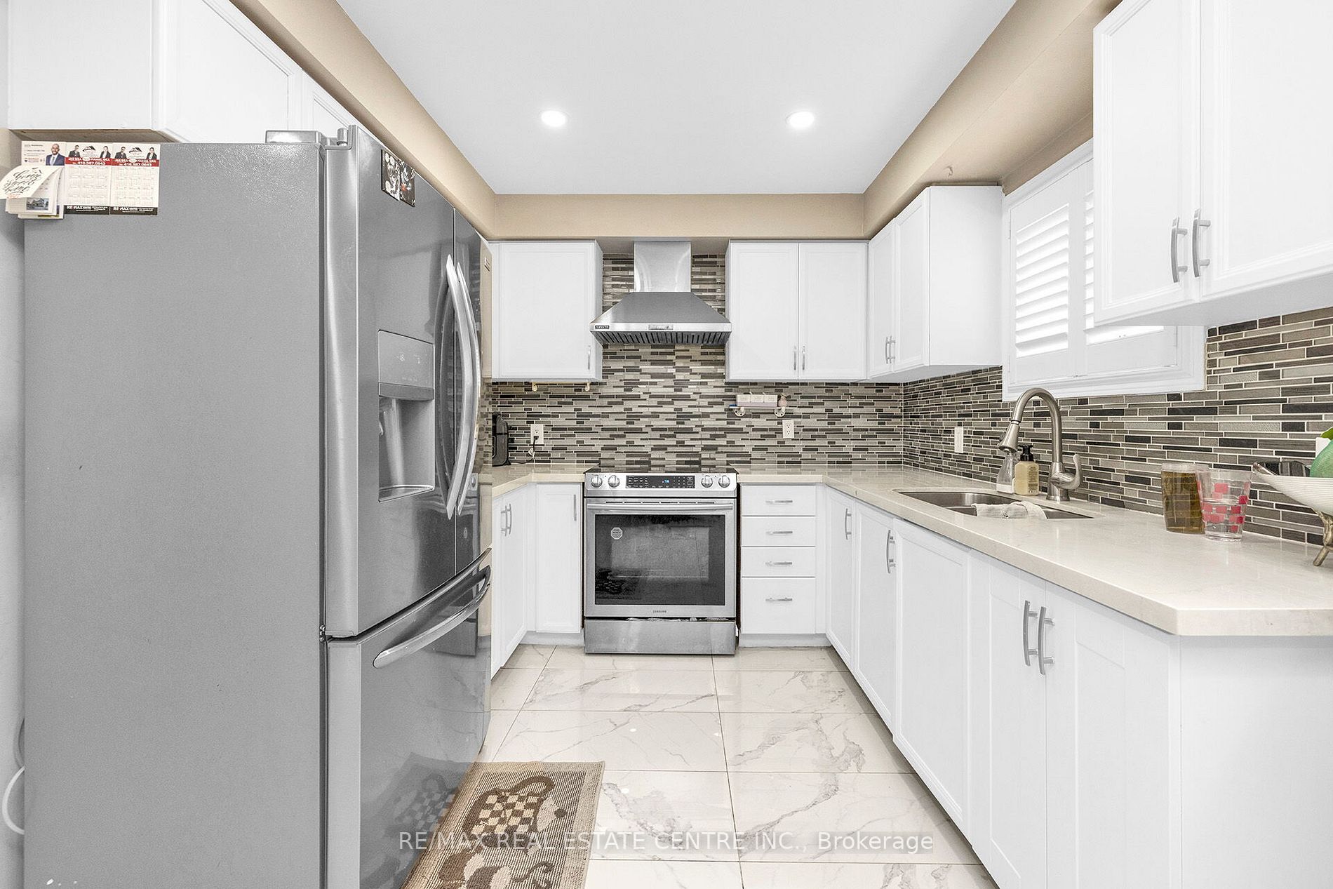 26 Nepean Place