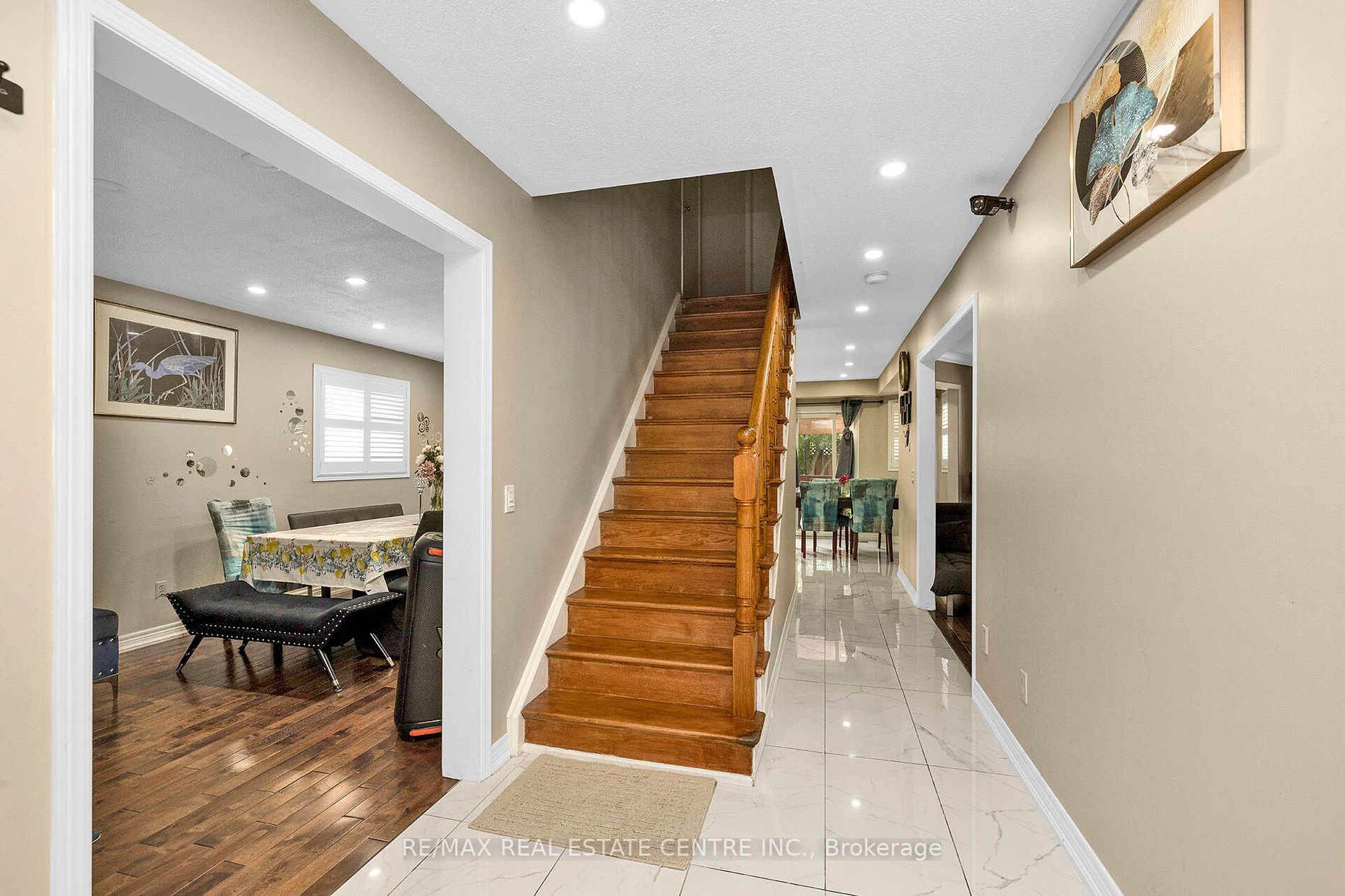 26 Nepean Place
