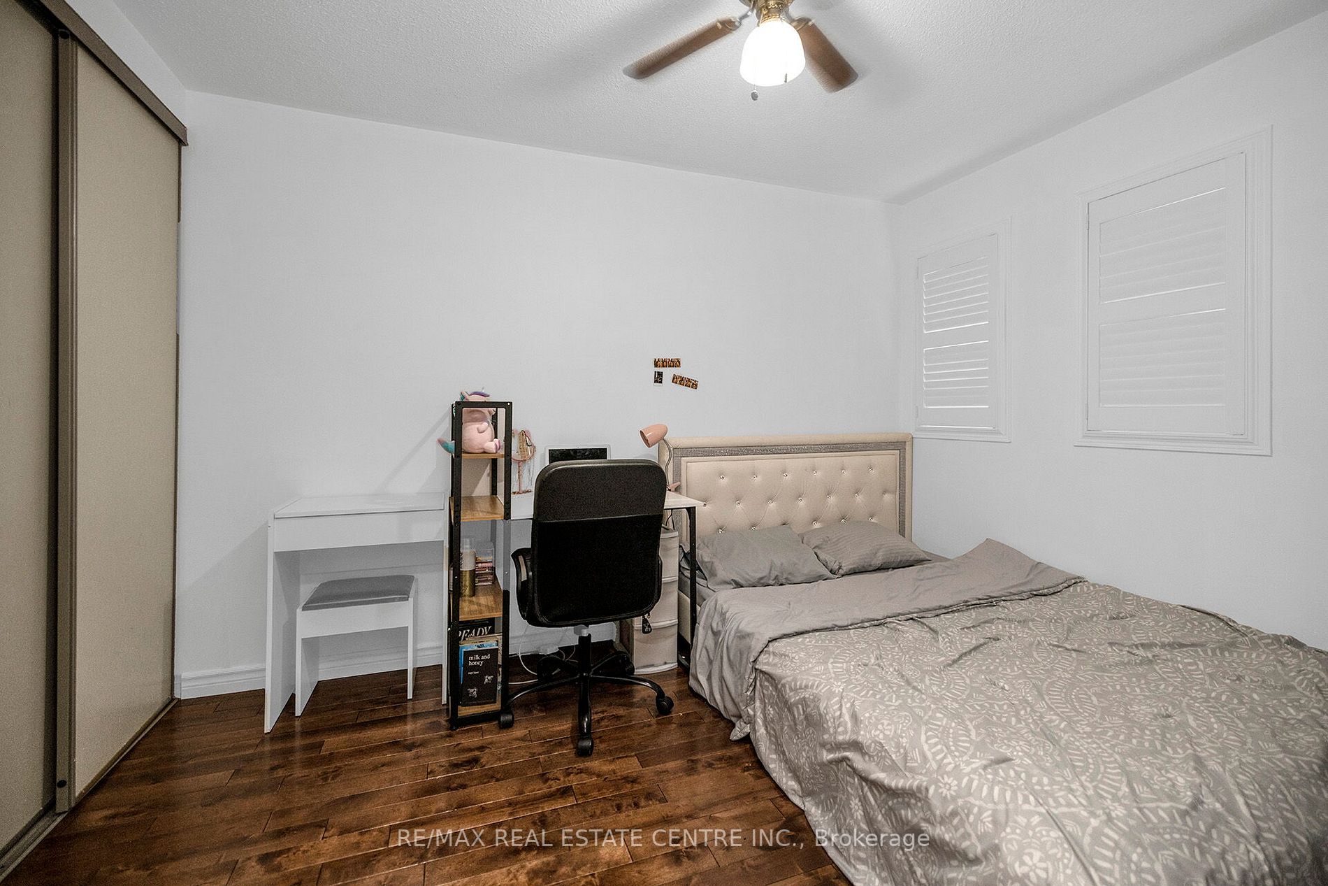 26 Nepean Place