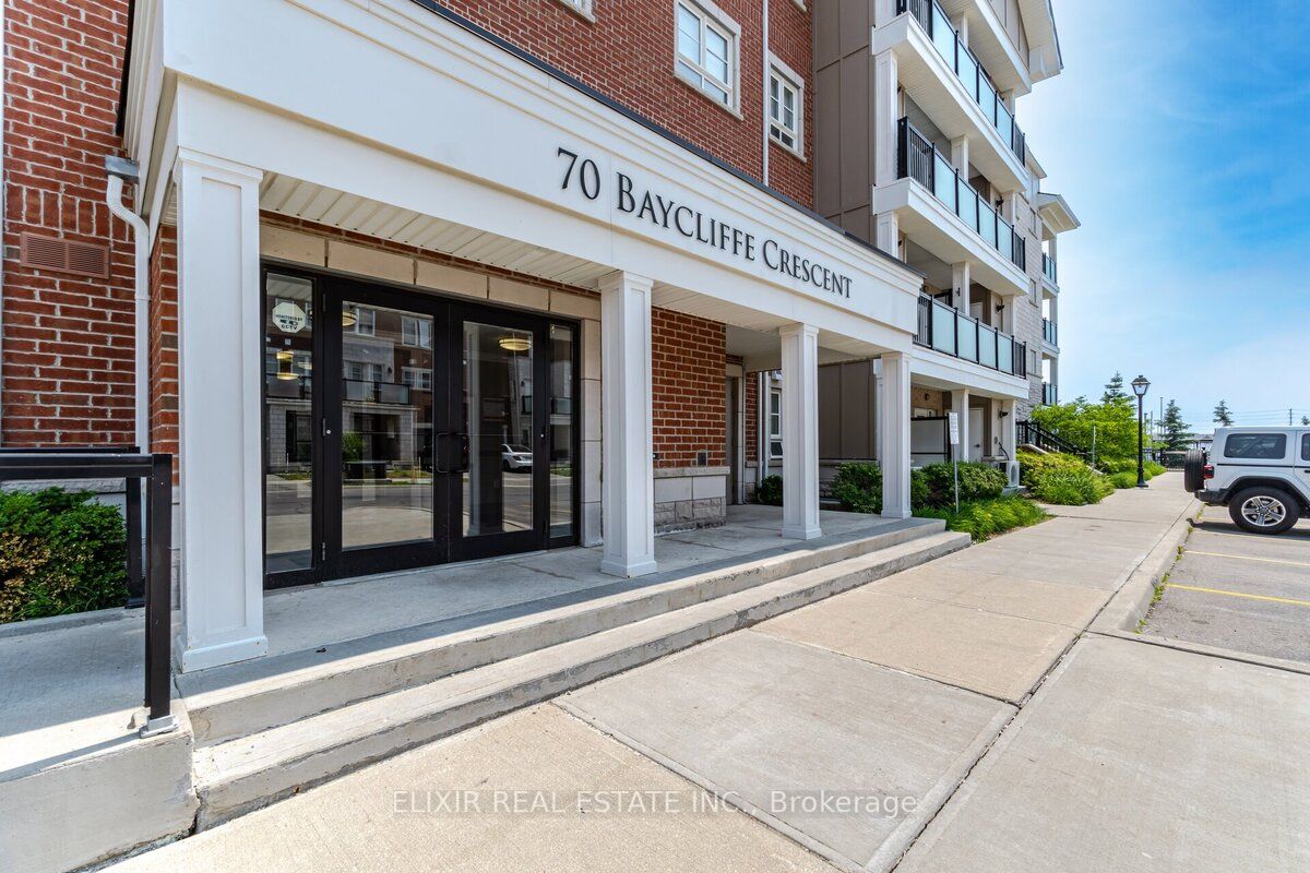 70 Baycliffe Cres, #106