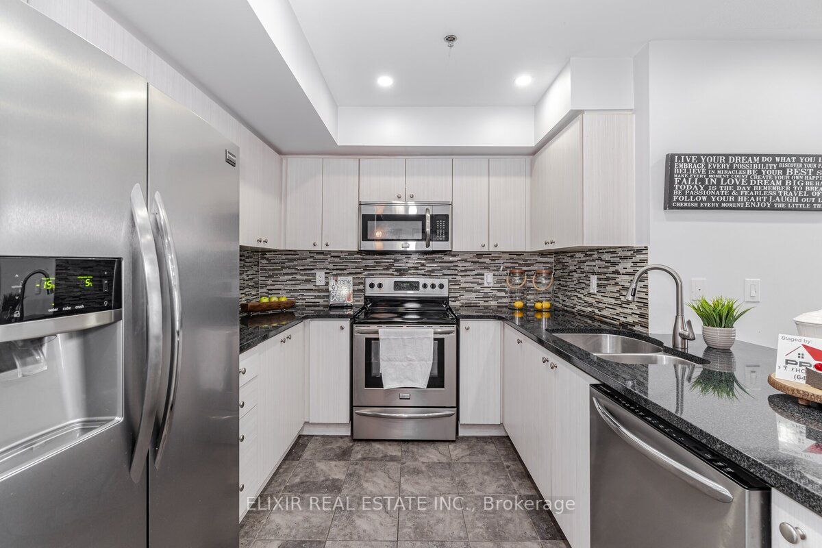 70 Baycliffe Cres, #106