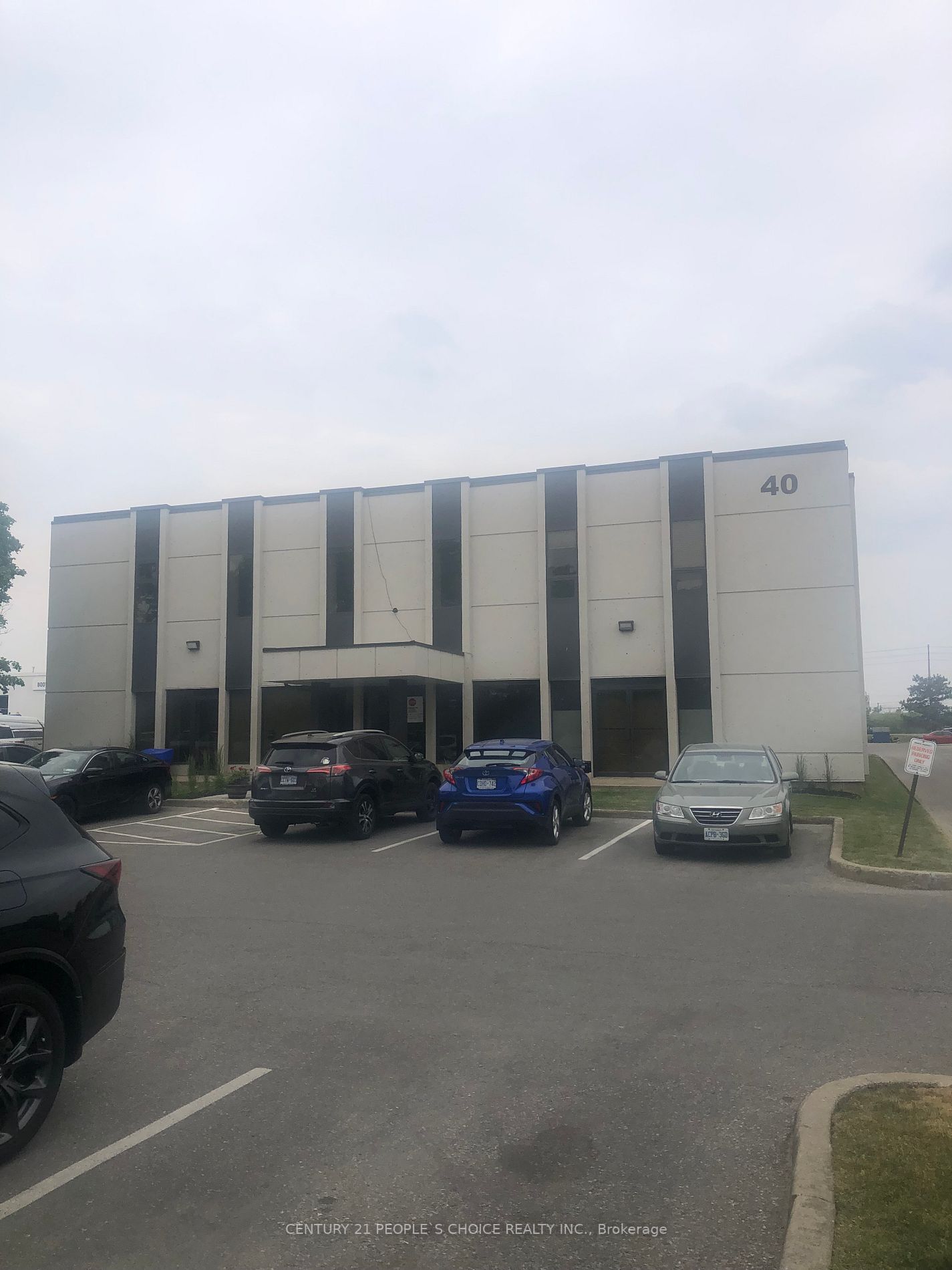 40 Westmore Dr, #104