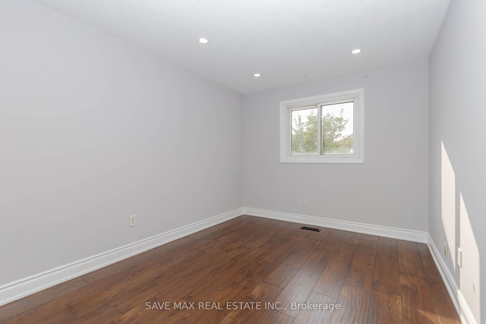 7132 Salme Dr