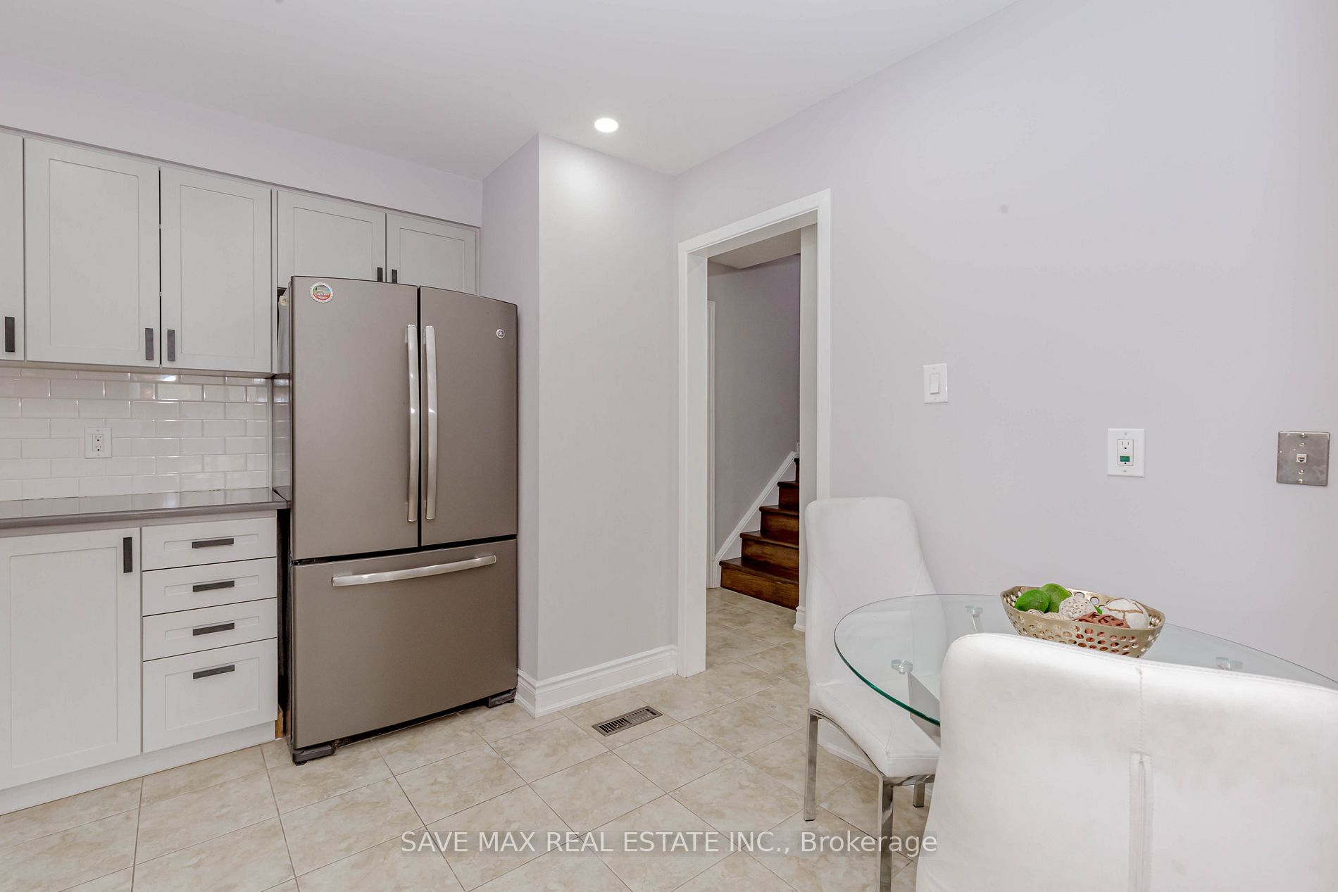 7132 Salme Dr
