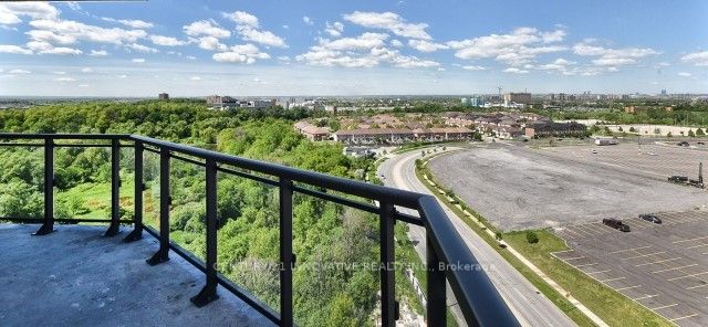 840 Queens Plate Dr, #1207