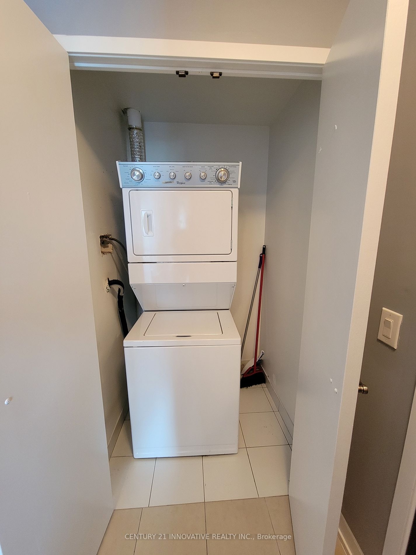 840 Queens Plate Dr, #1207