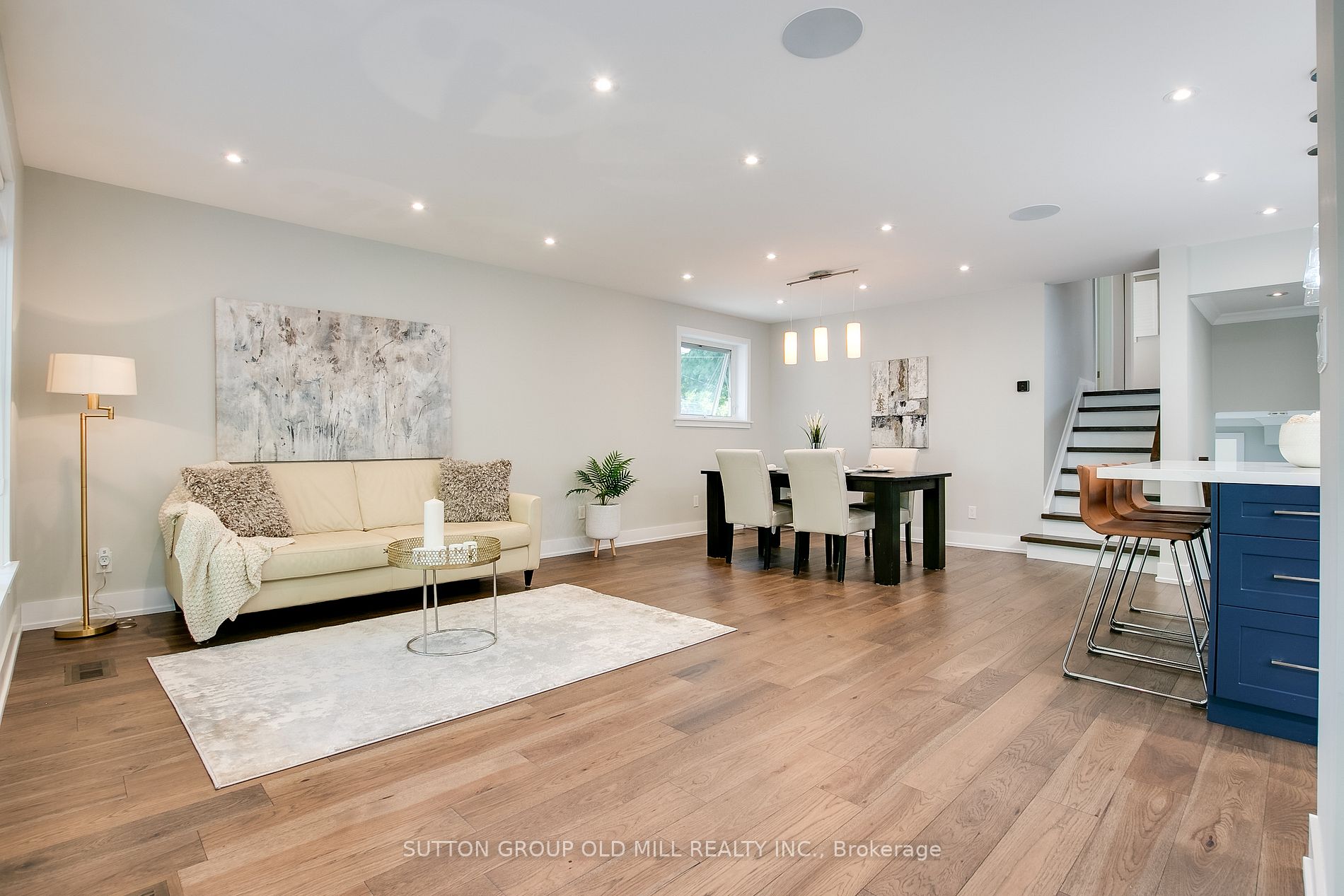 61 Oxenden Cres