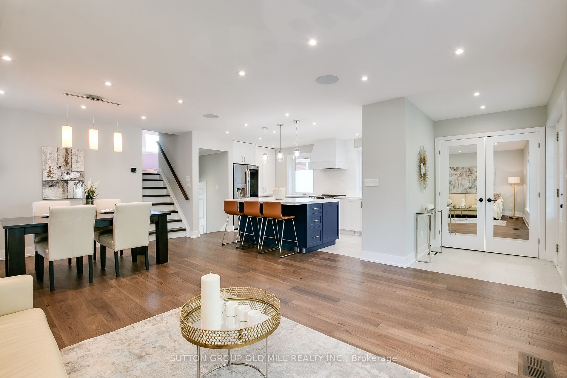 61 Oxenden Cres