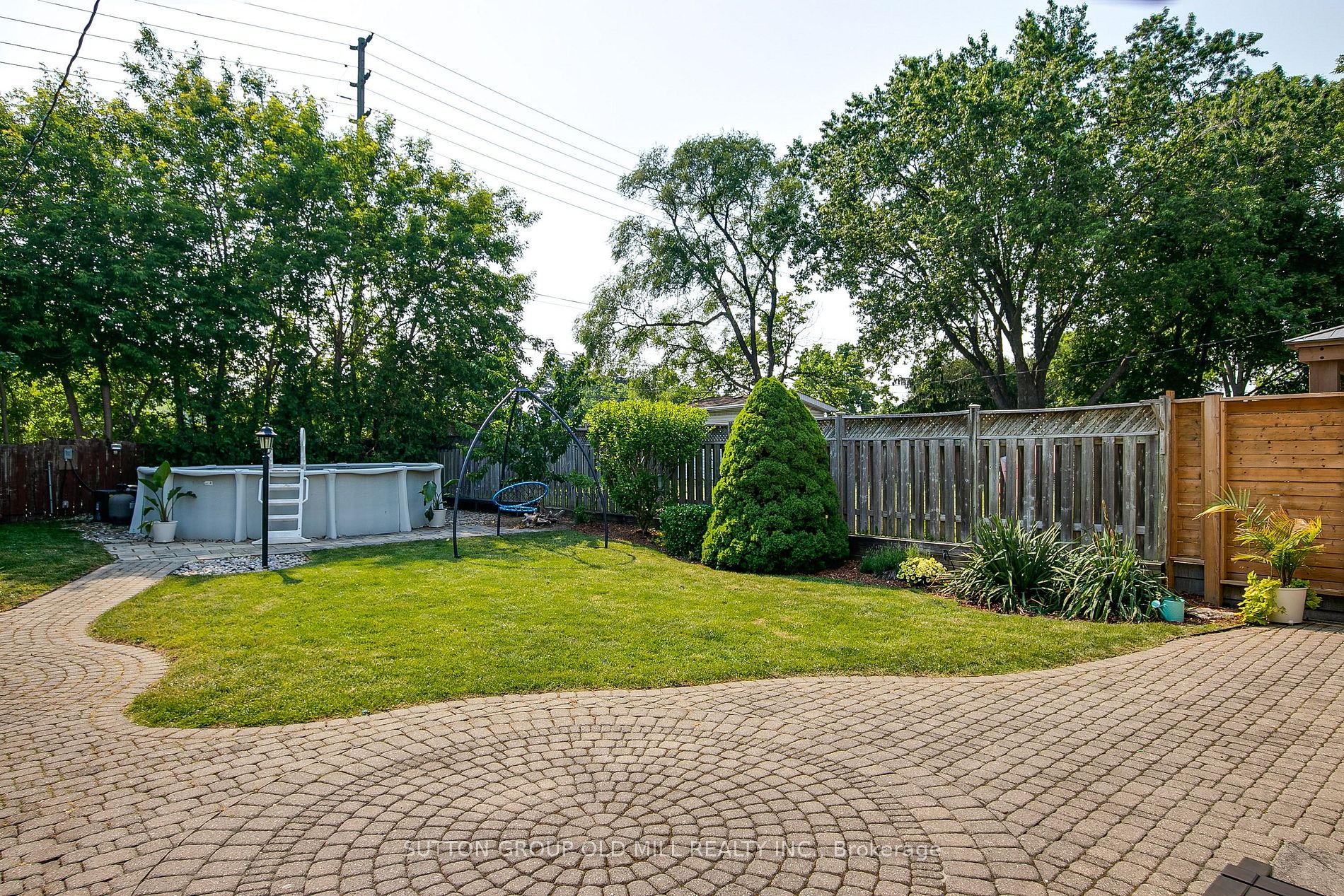 61 Oxenden Cres