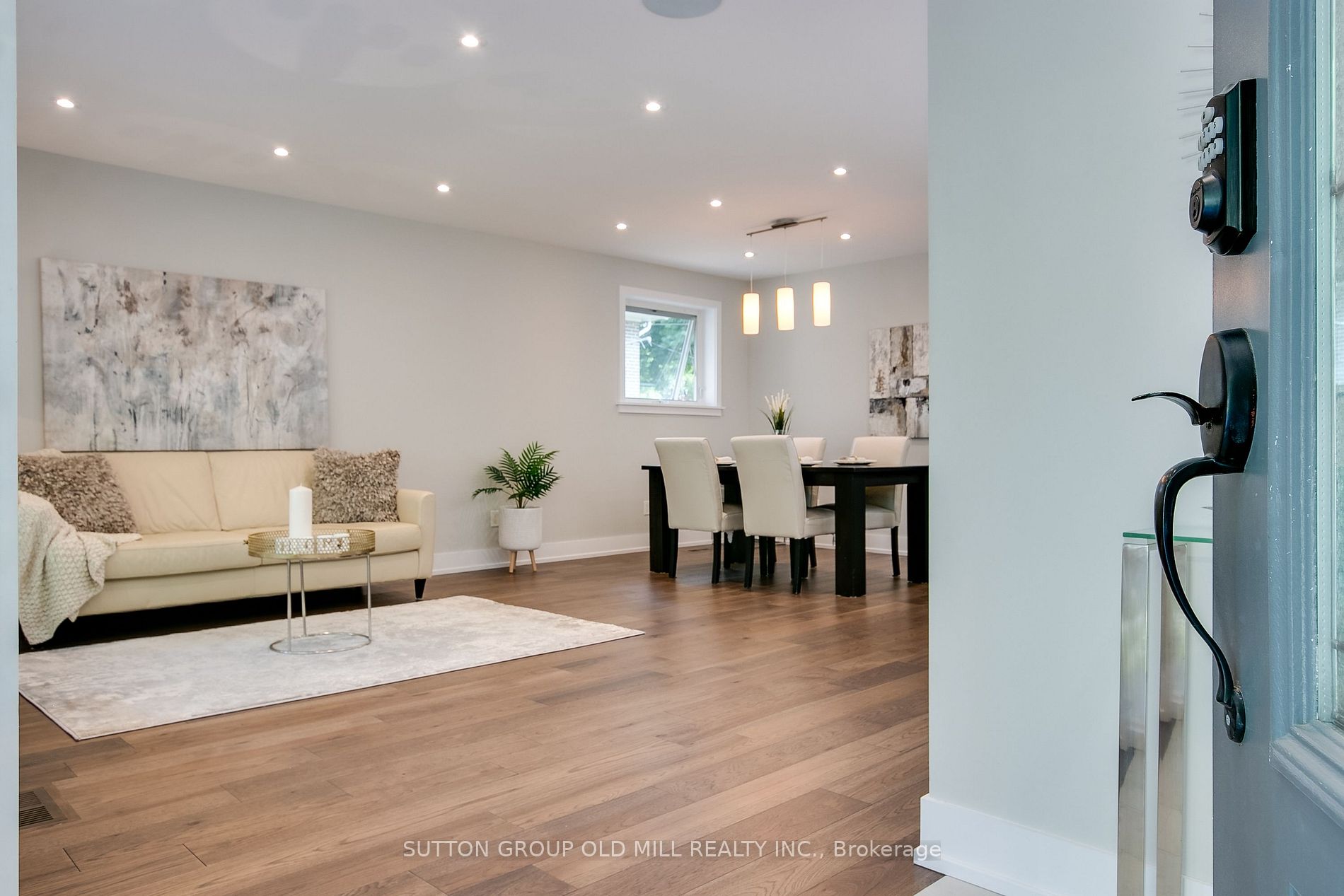 61 Oxenden Cres