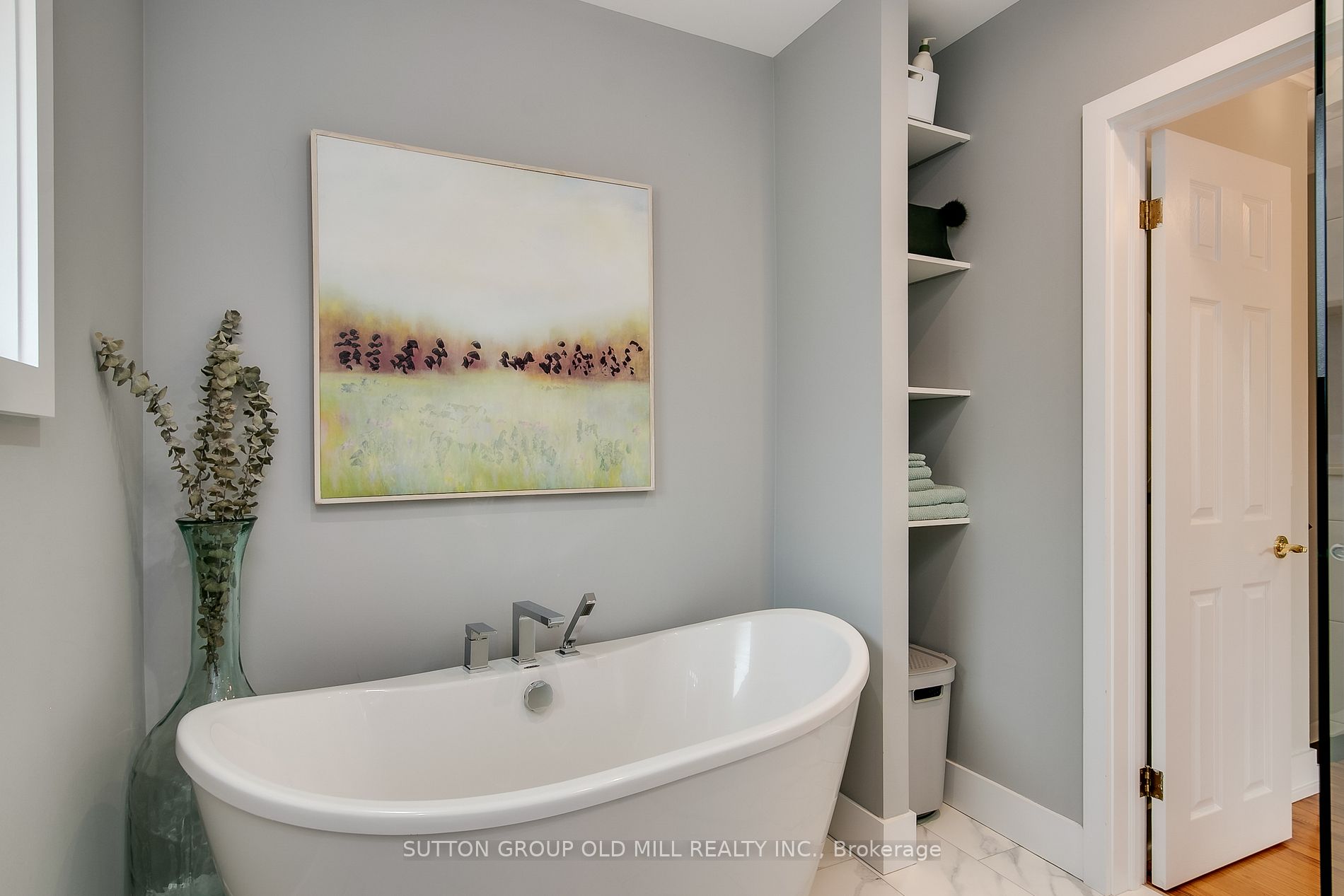 61 Oxenden Cres