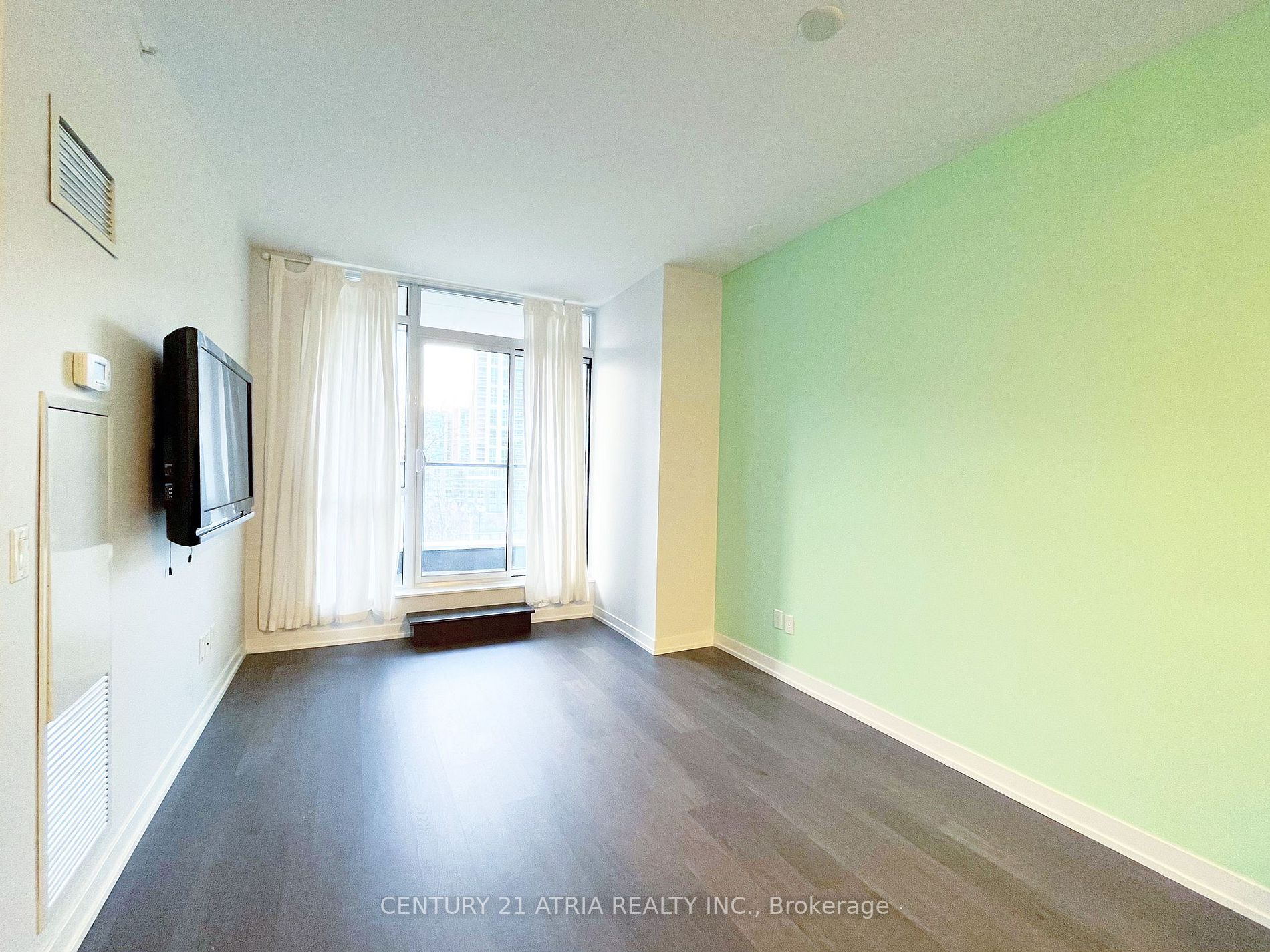 8 Fieldway Rd, #516